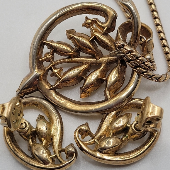 VTG Trifari Clear Rhinestones Pendant Necklace & Coordinating Earrings | SIGNED - Picture 8 of 12